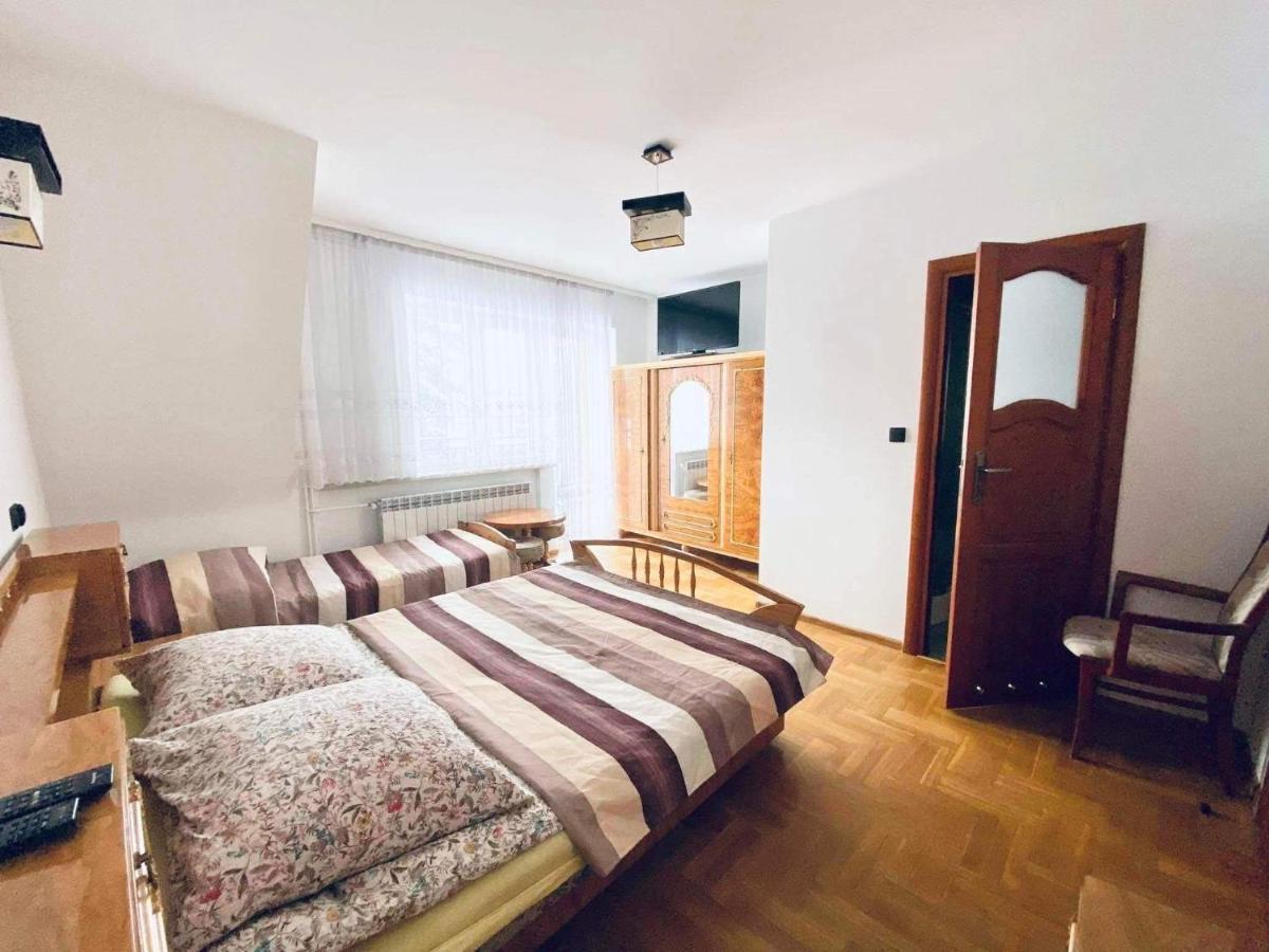 Pokoje Goscinne Letycja Biały Dunajec Buitenkant foto